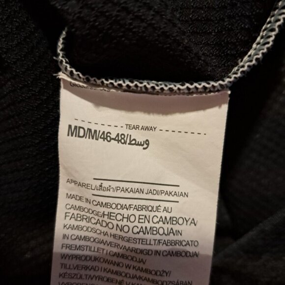 Under Armour men's size medium waterproof fitted jacket, EUC - Picture 7 of 8